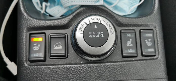 Nissan X-Trail Single Window Button