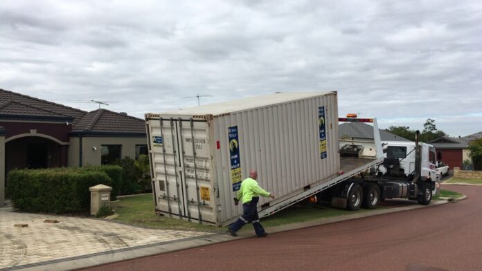 container unloading kemps creek